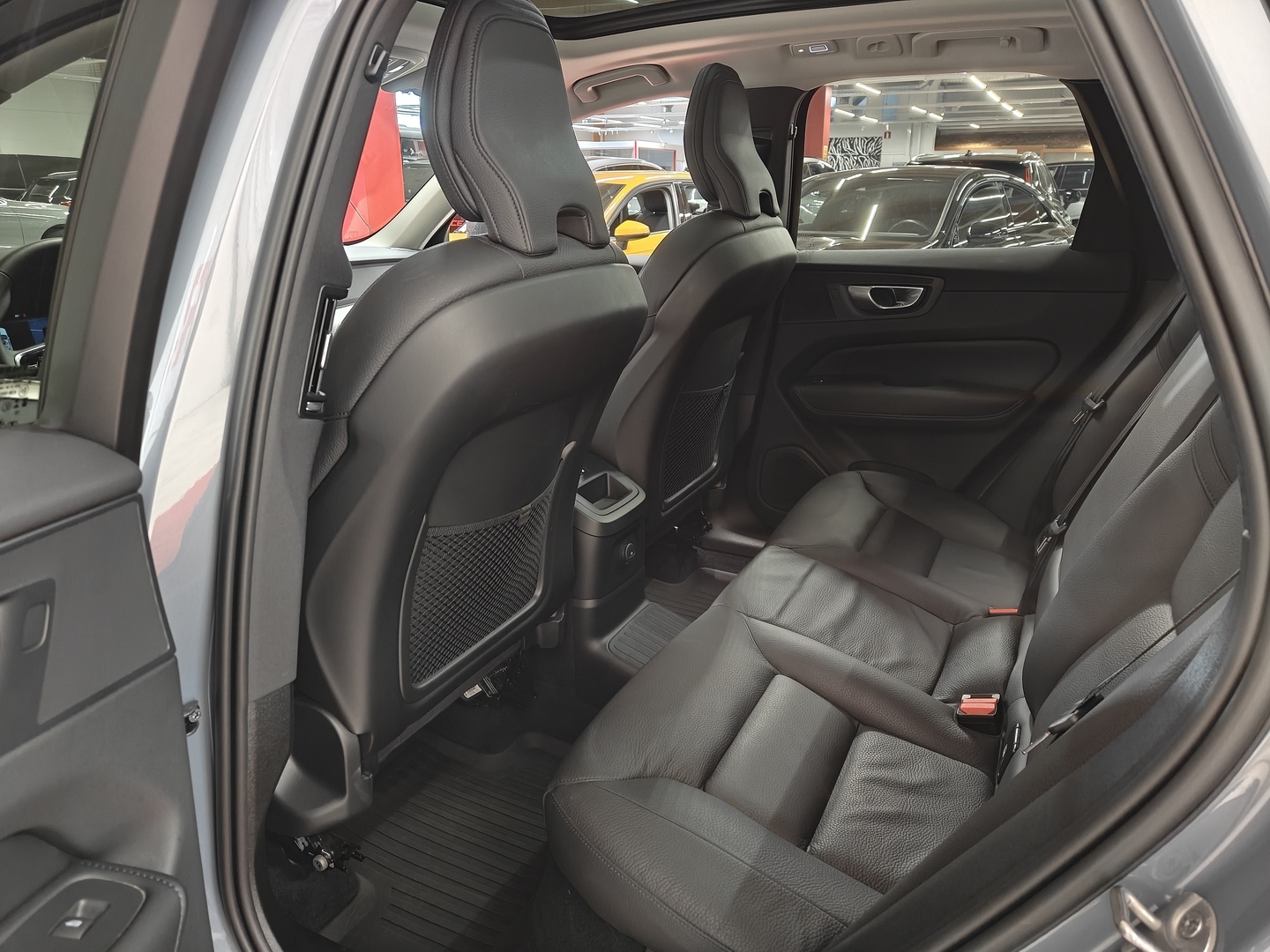 VOLVO XC60 14