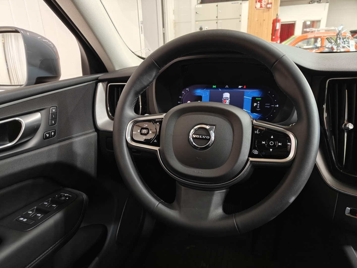 VOLVO XC60 16