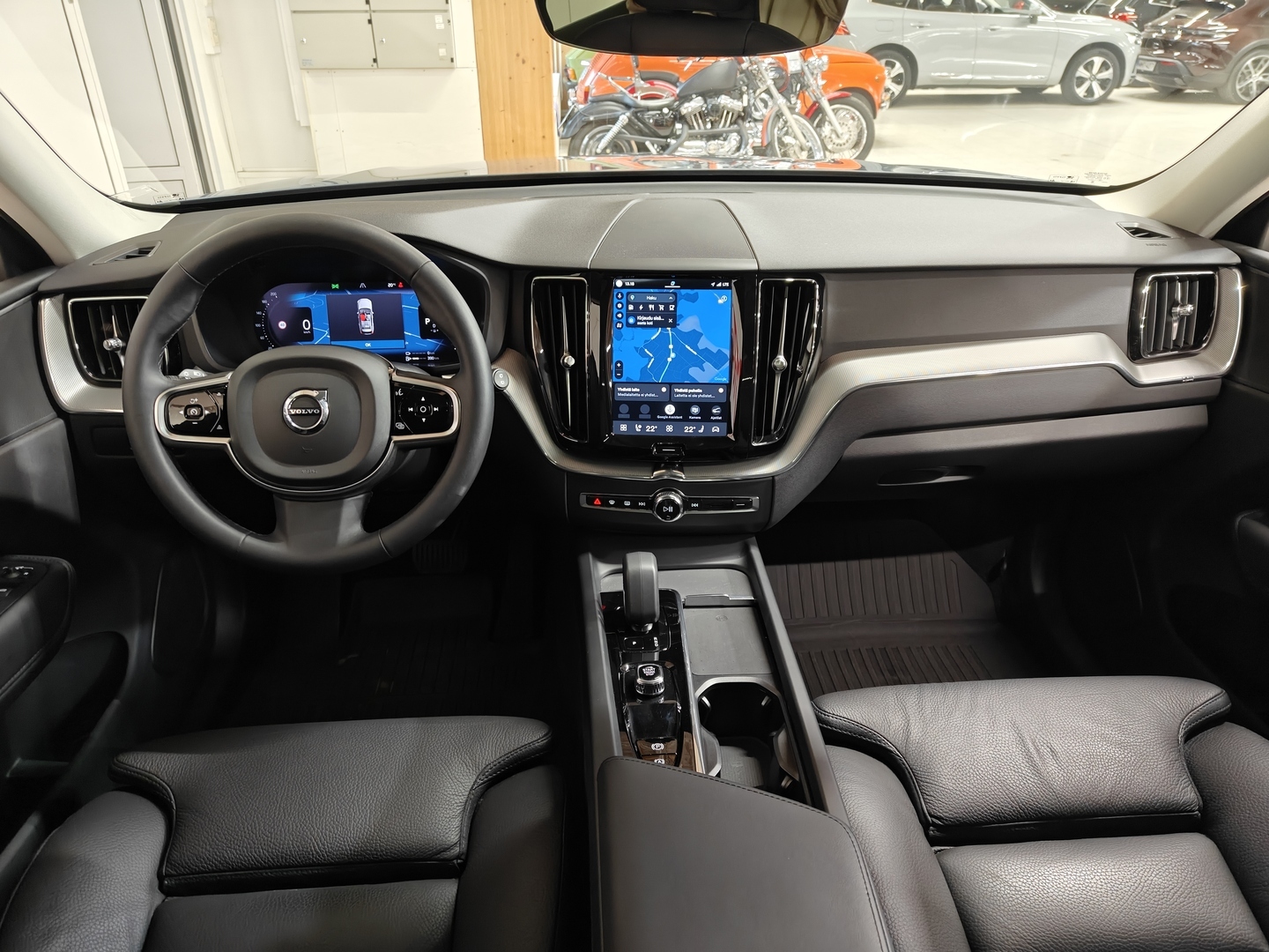 VOLVO XC60 18