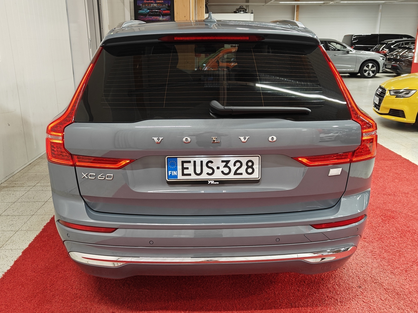 VOLVO XC60 4