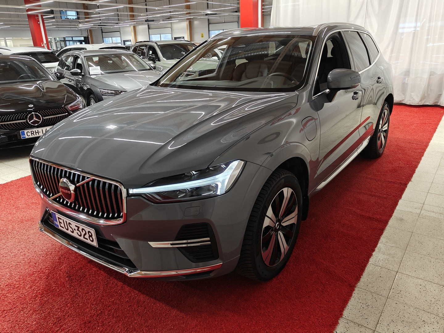 VOLVO XC60 8