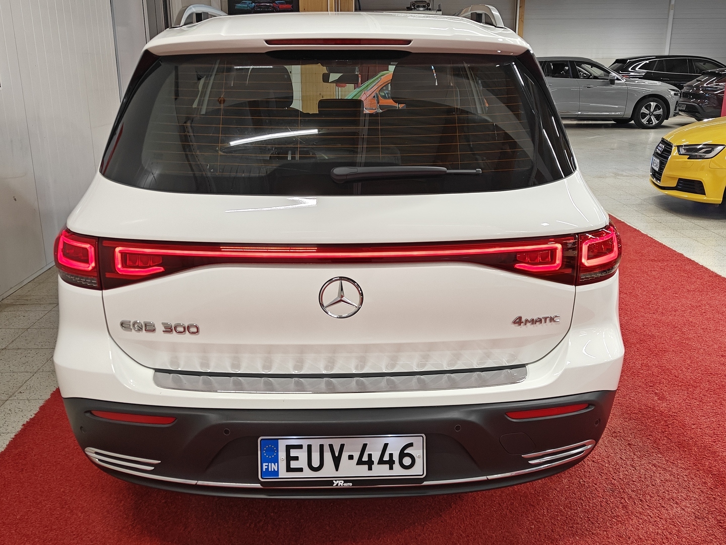 MERCEDES-BENZ EQB 2