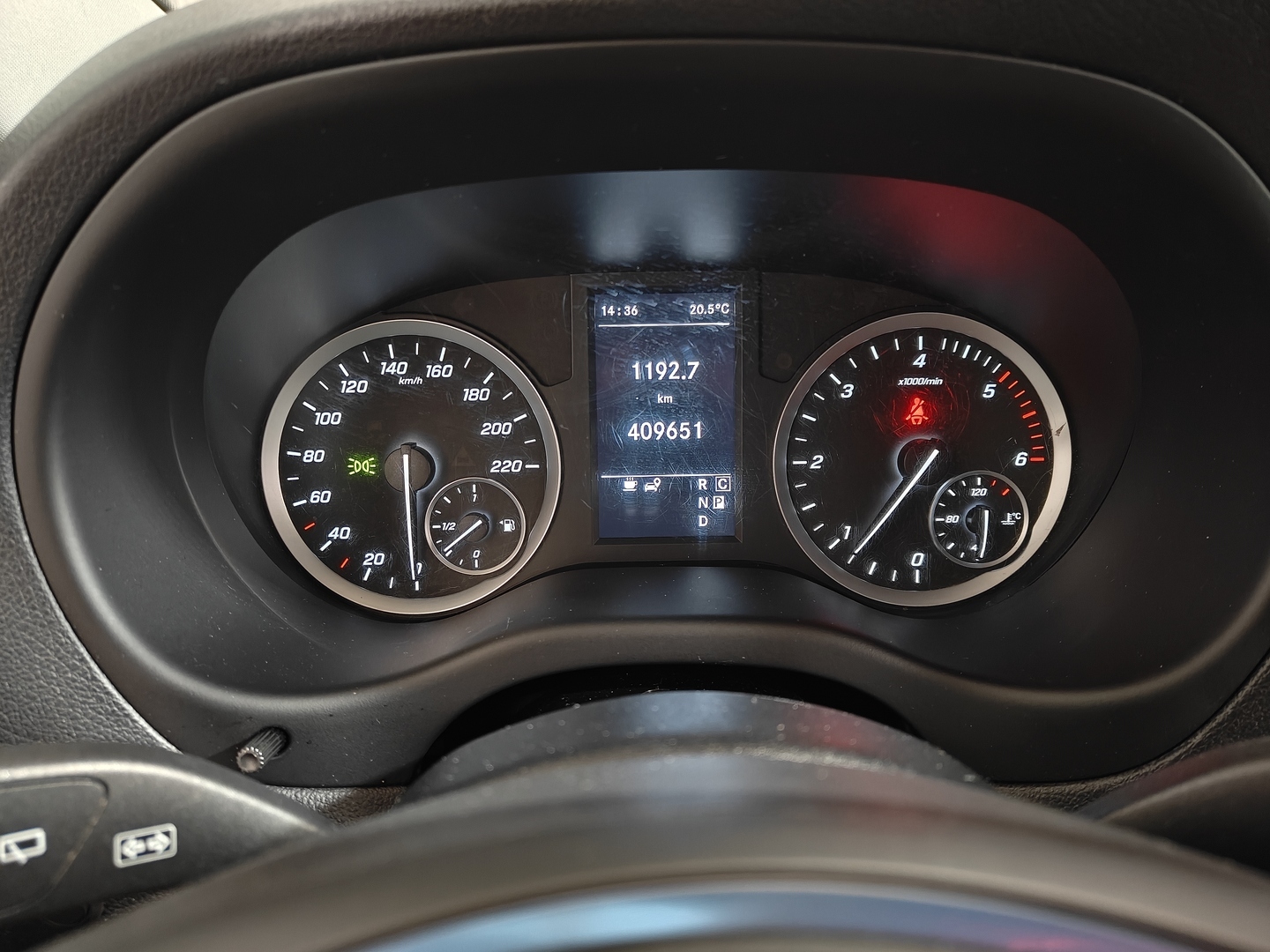 MERCEDES-BENZ Vito 26