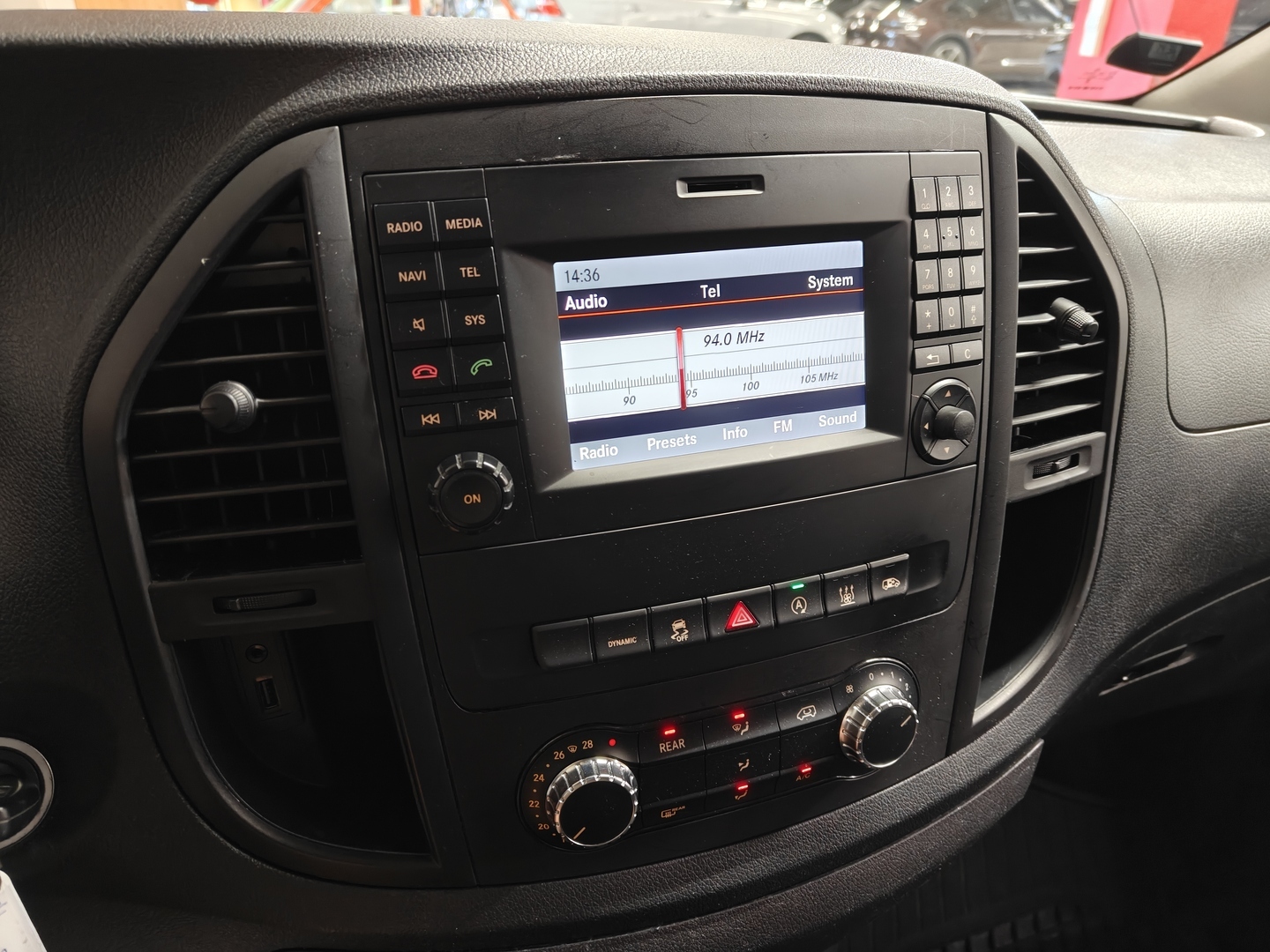 MERCEDES-BENZ Vito 27