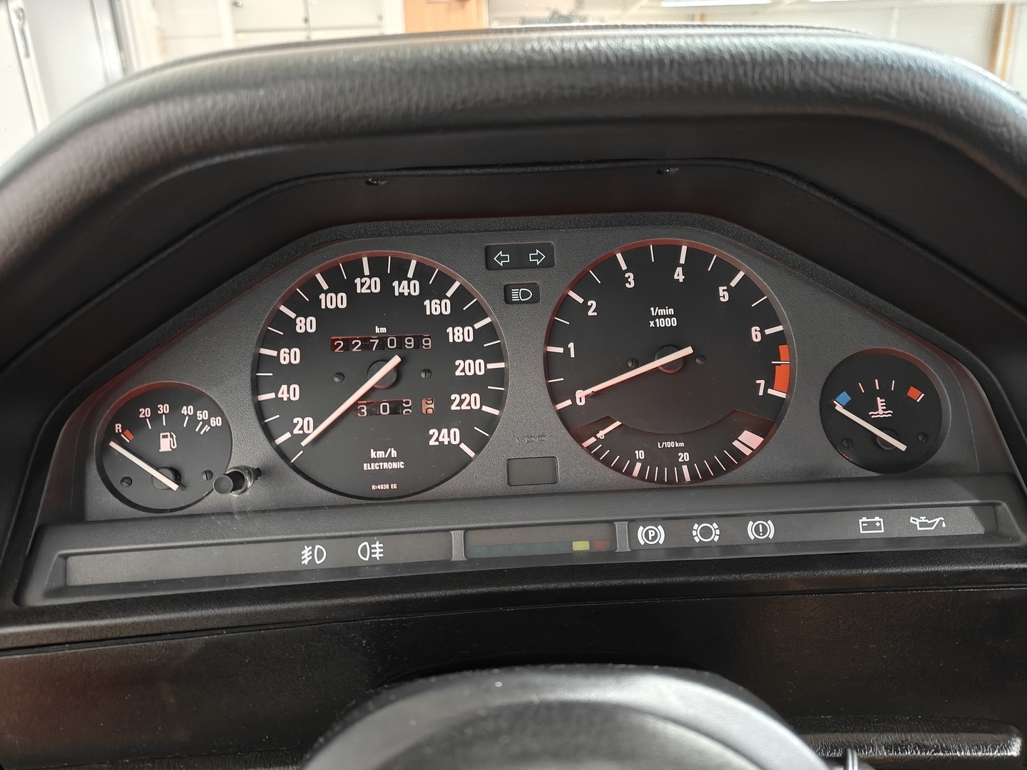 BMW 320 1991