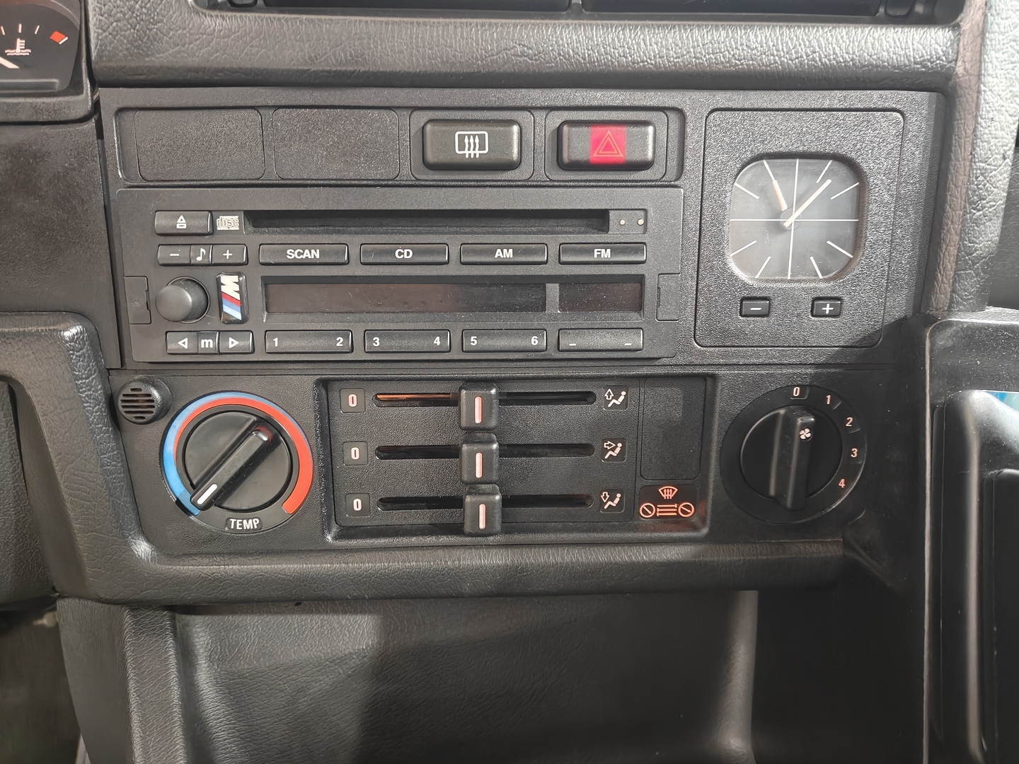 BMW 320 1991