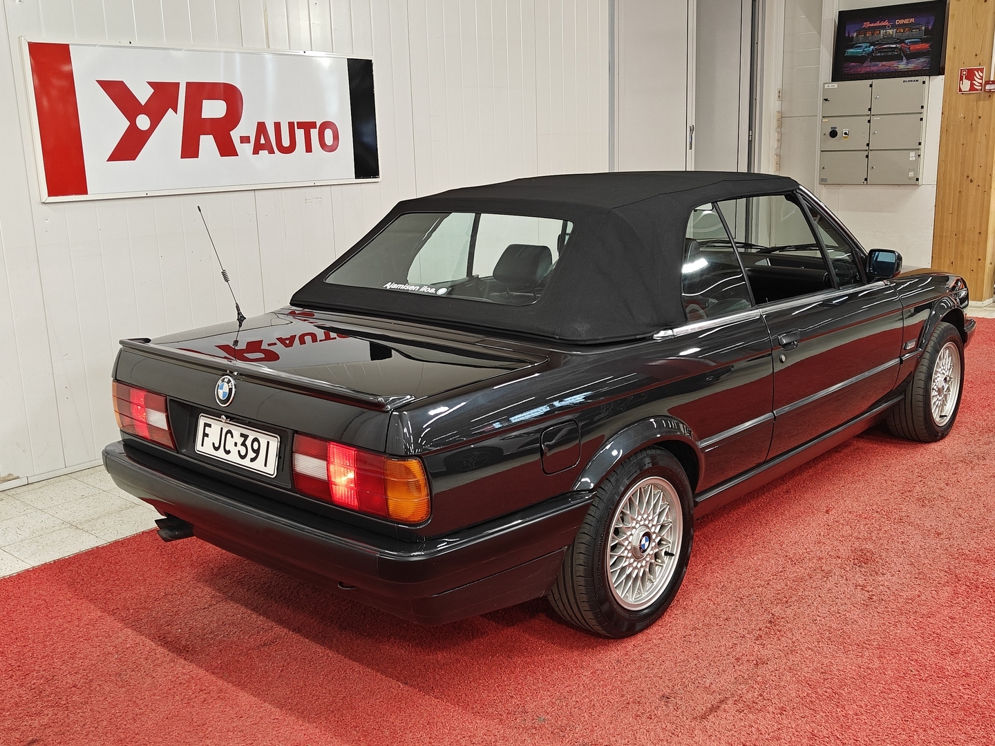 BMW 320 1991