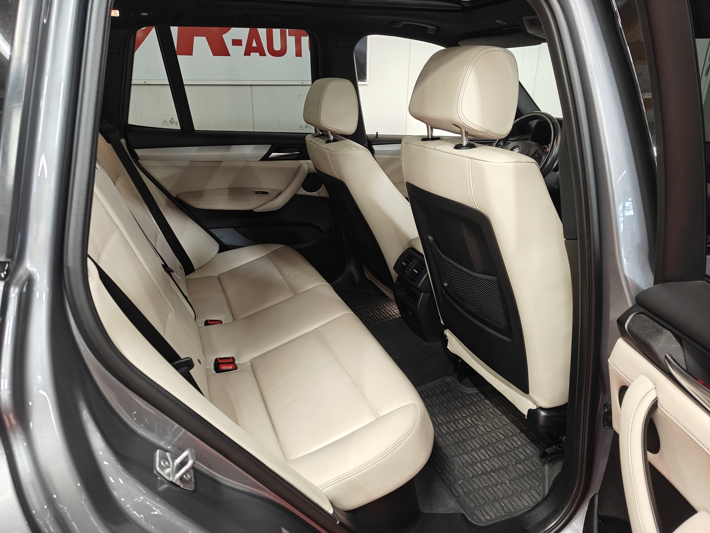 BMW X3 11