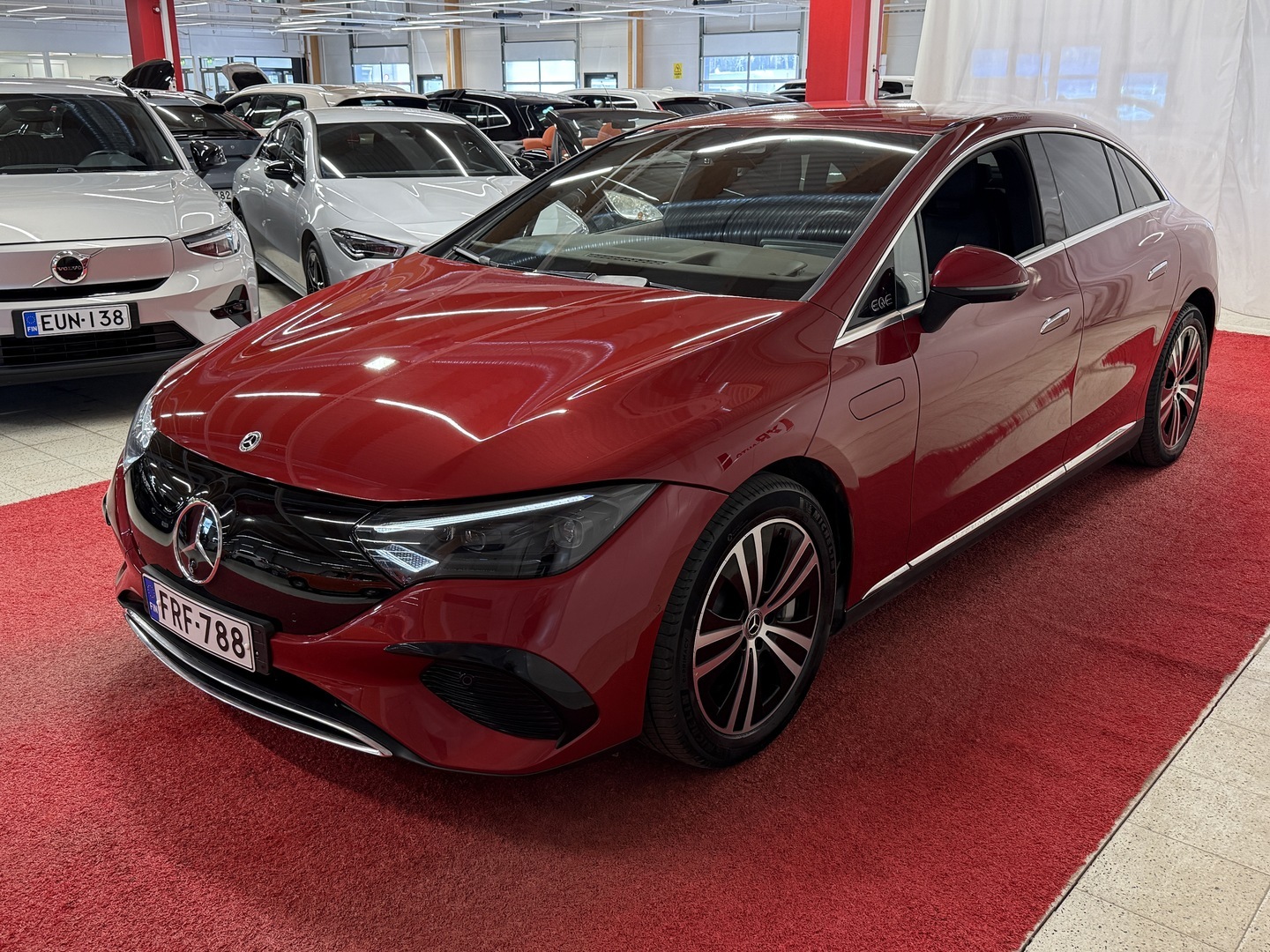 MERCEDES-BENZ EQE 2023
