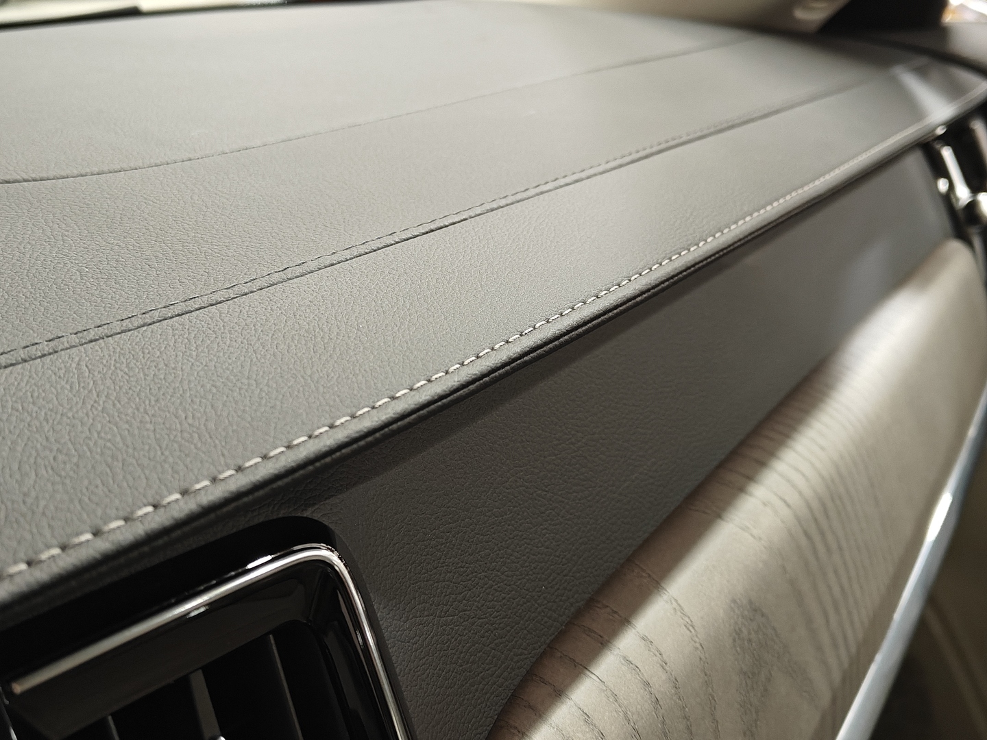 VOLVO S90 35