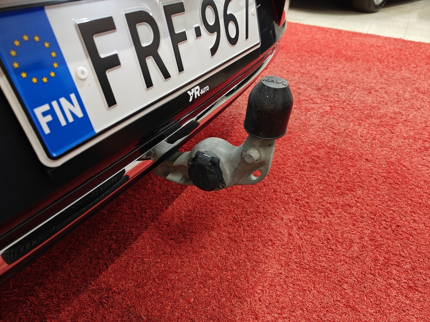 VOLVO S90 9