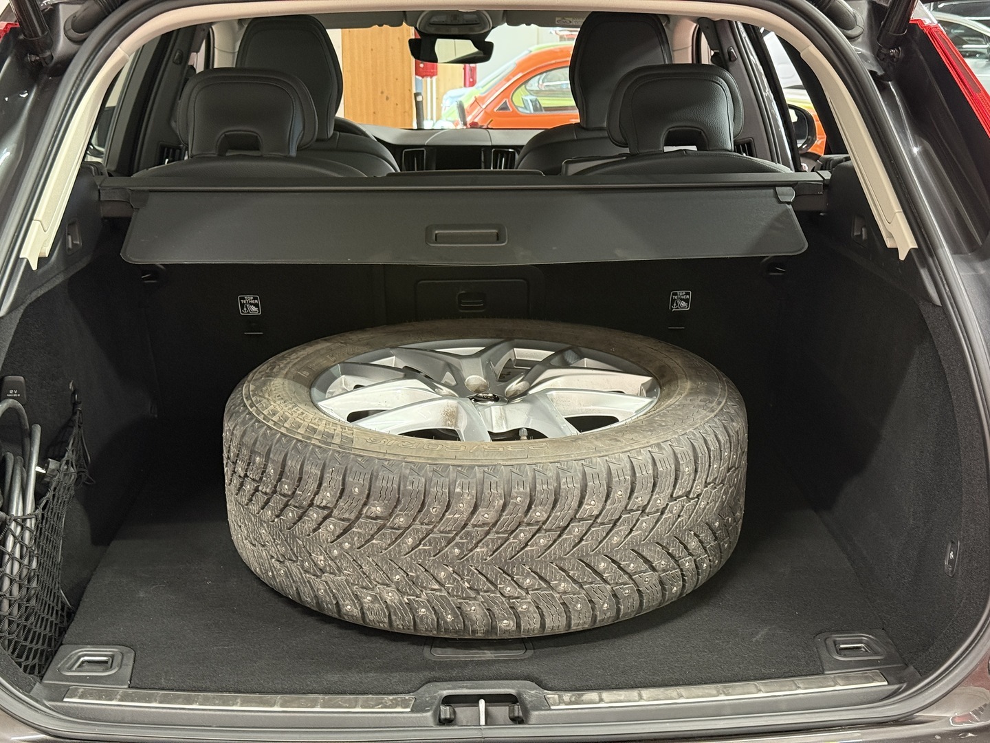 VOLVO XC60 2023