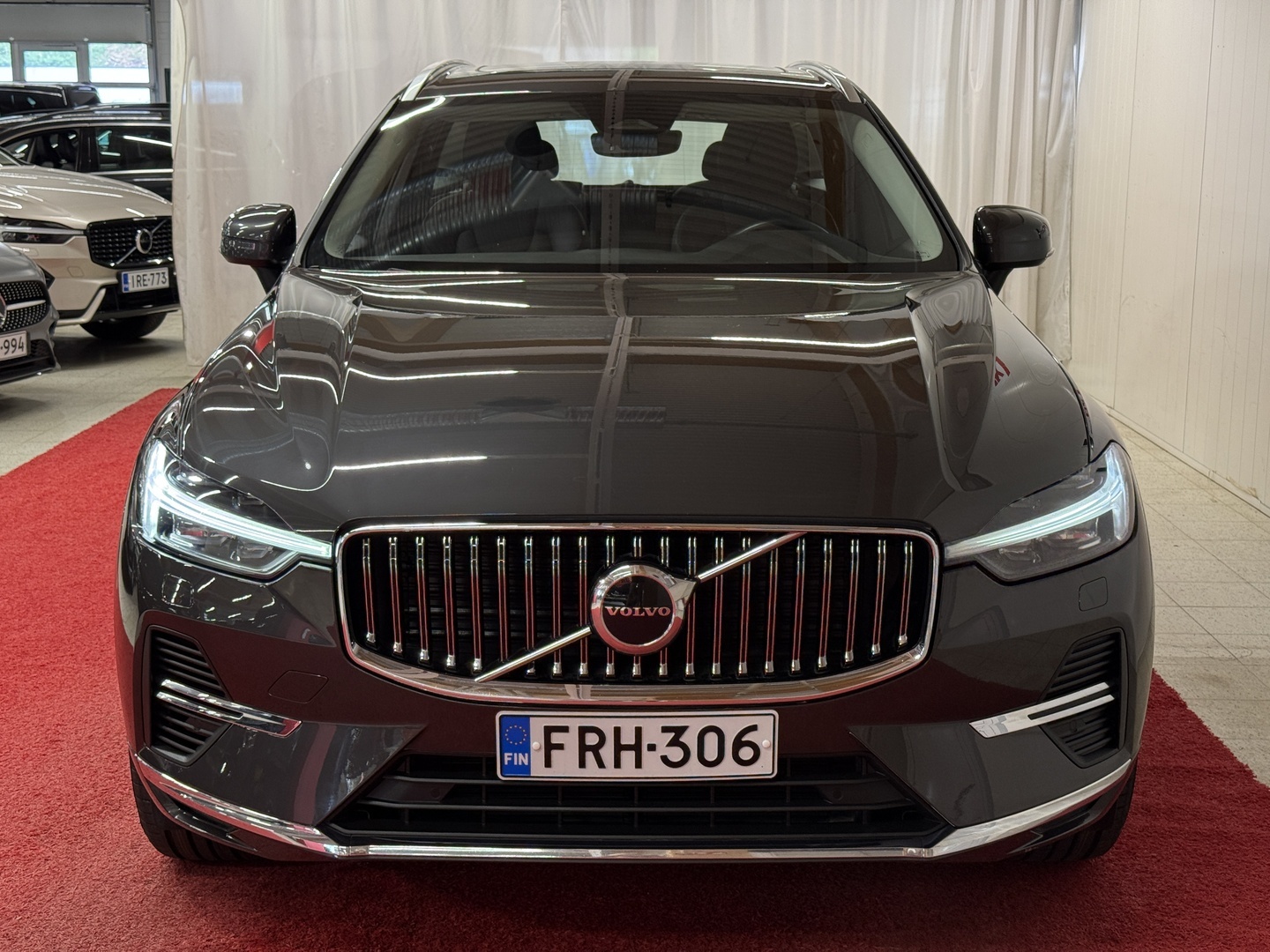 VOLVO XC60 2023