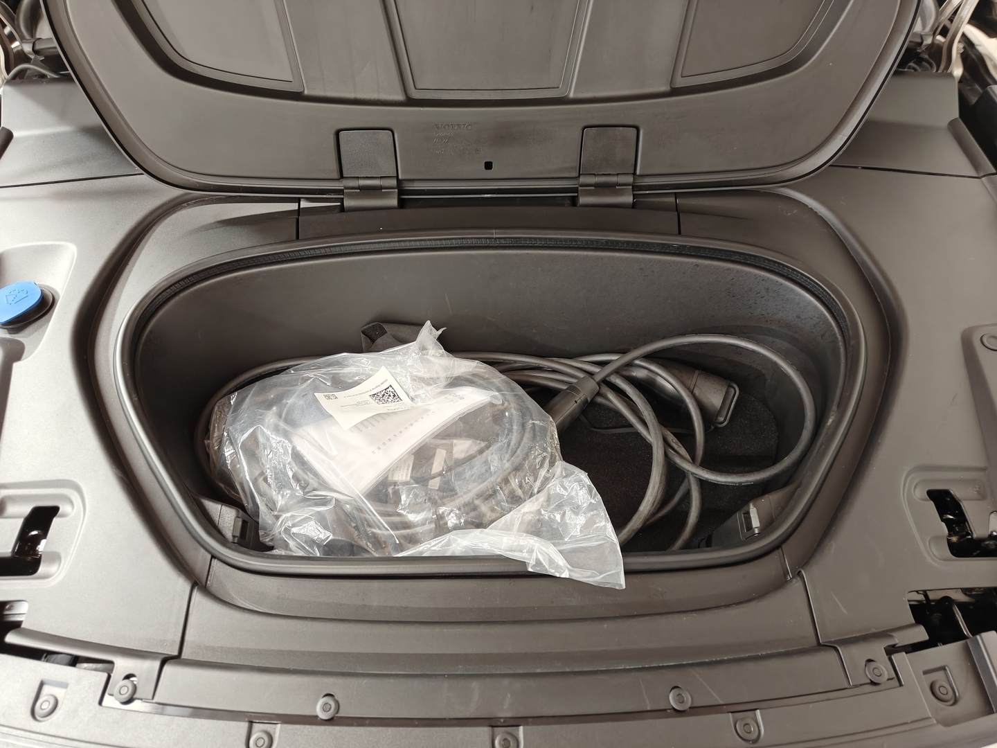 VOLVO XC40 2023