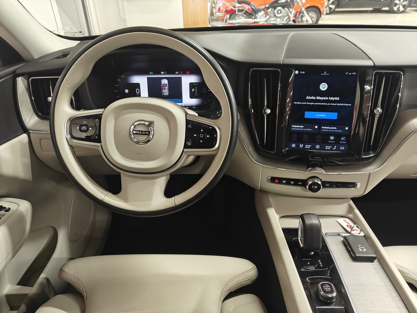 VOLVO XC60 12