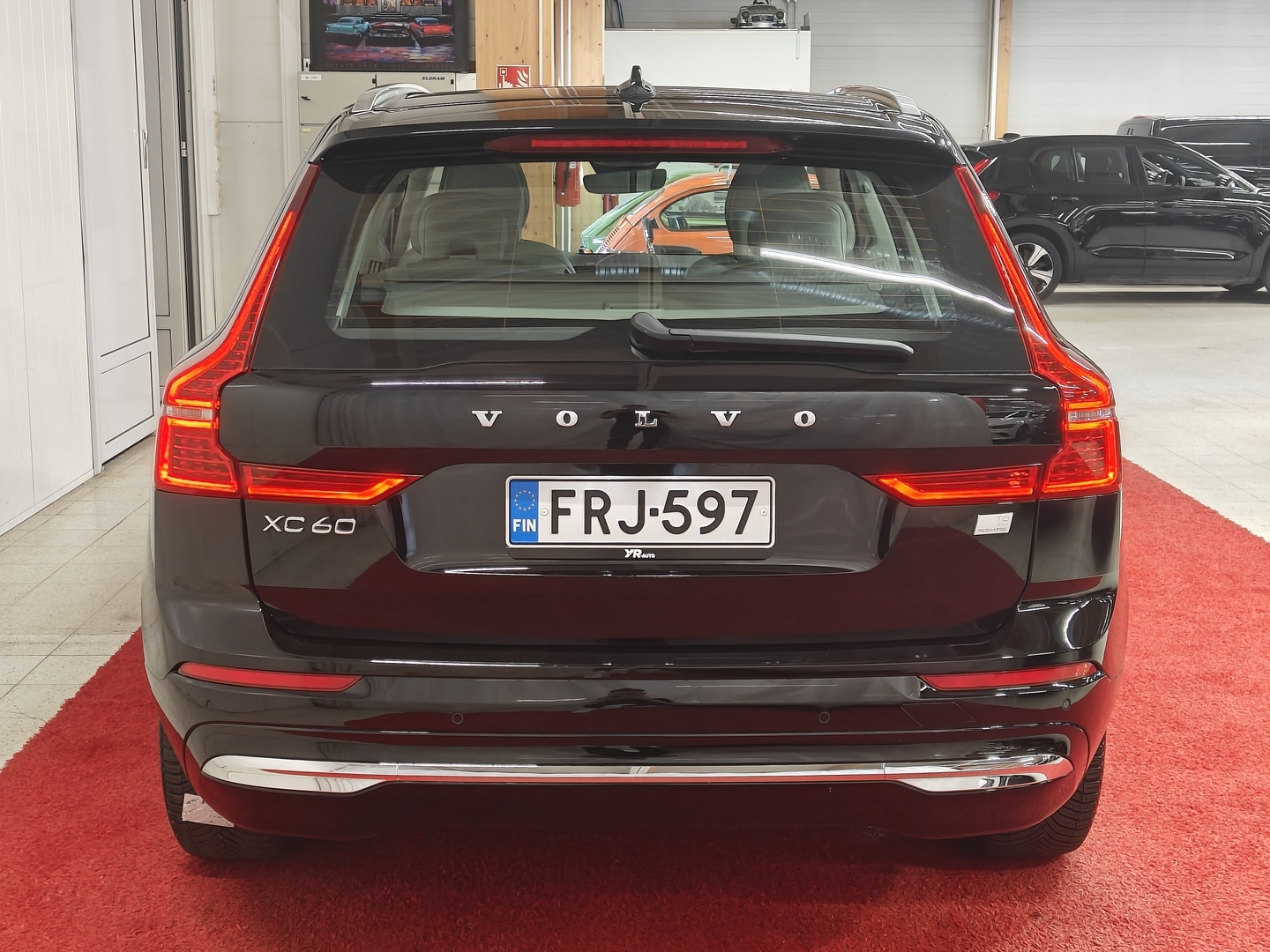 VOLVO XC60 6