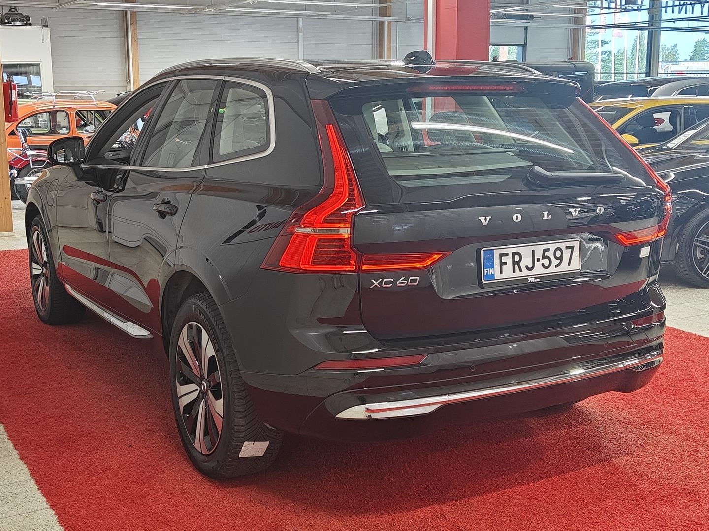 VOLVO XC60 7