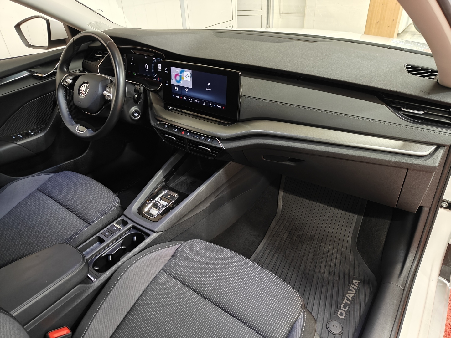 SKODA Octavia 2023