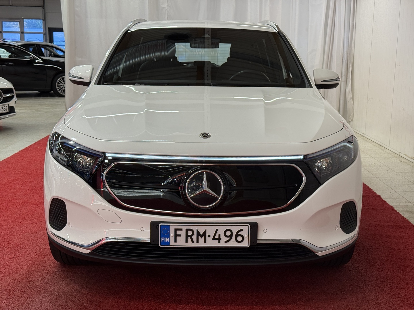MERCEDES-BENZ EQA 2023