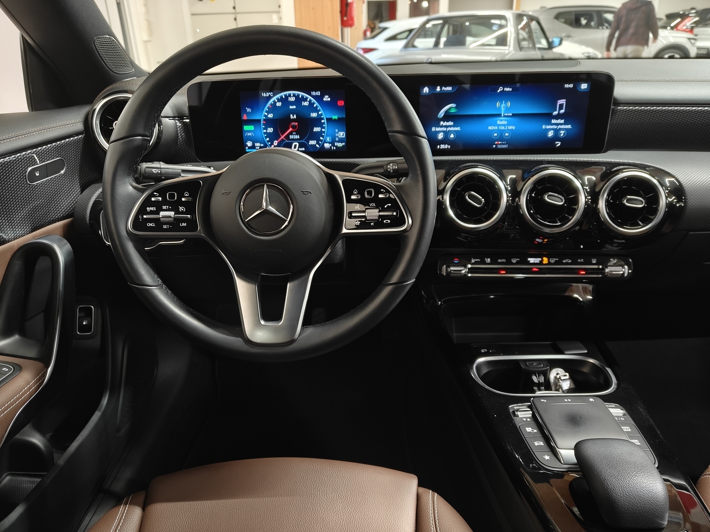 MERCEDES-BENZ CLA 2023