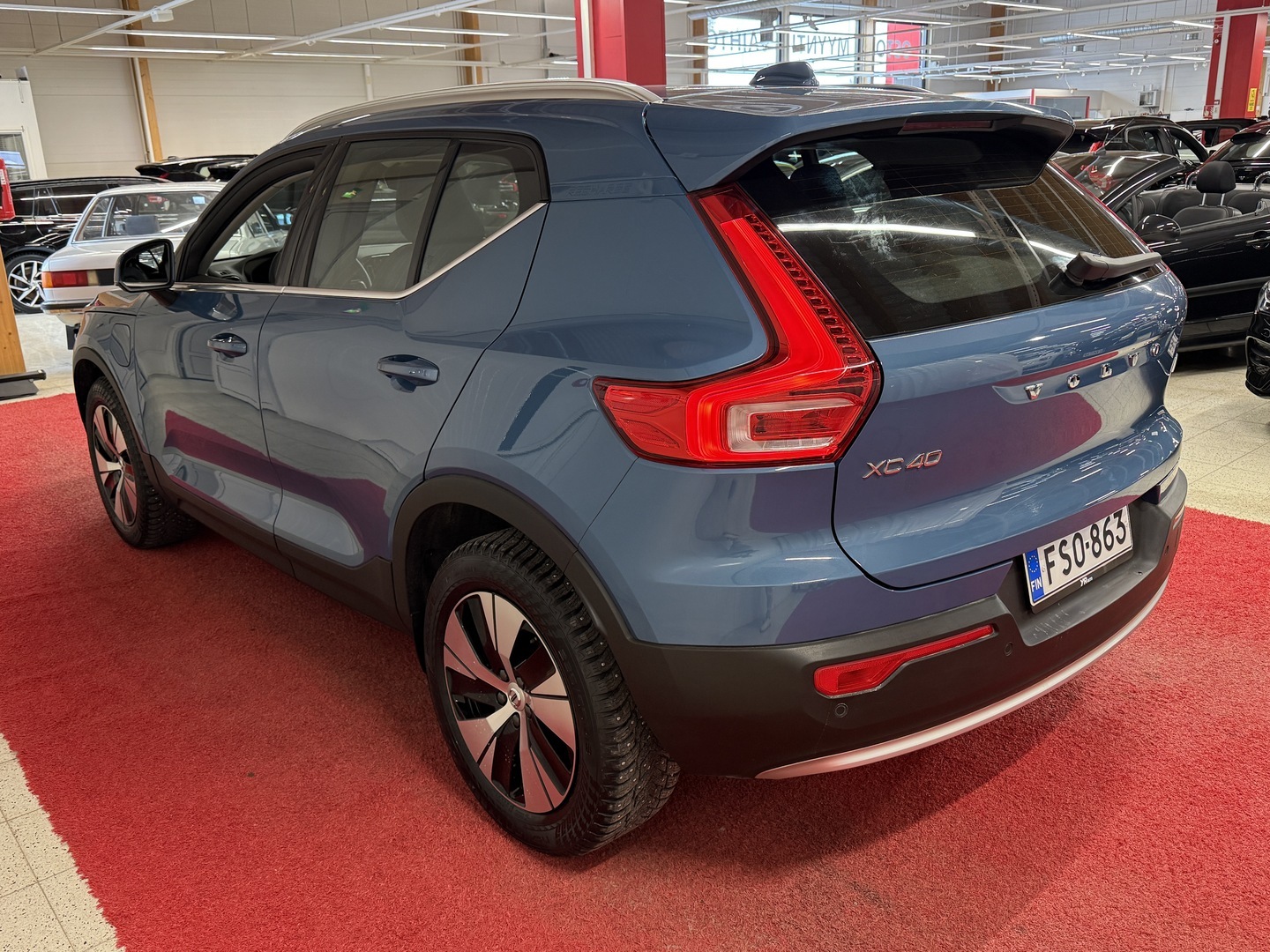 VOLVO XC40 2023