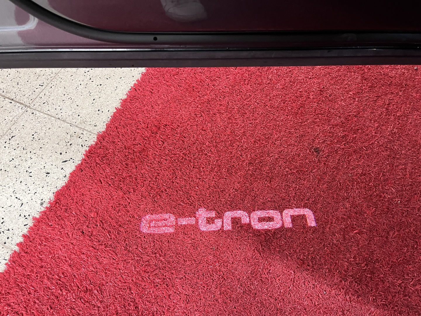 AUDI E-TRON 2022