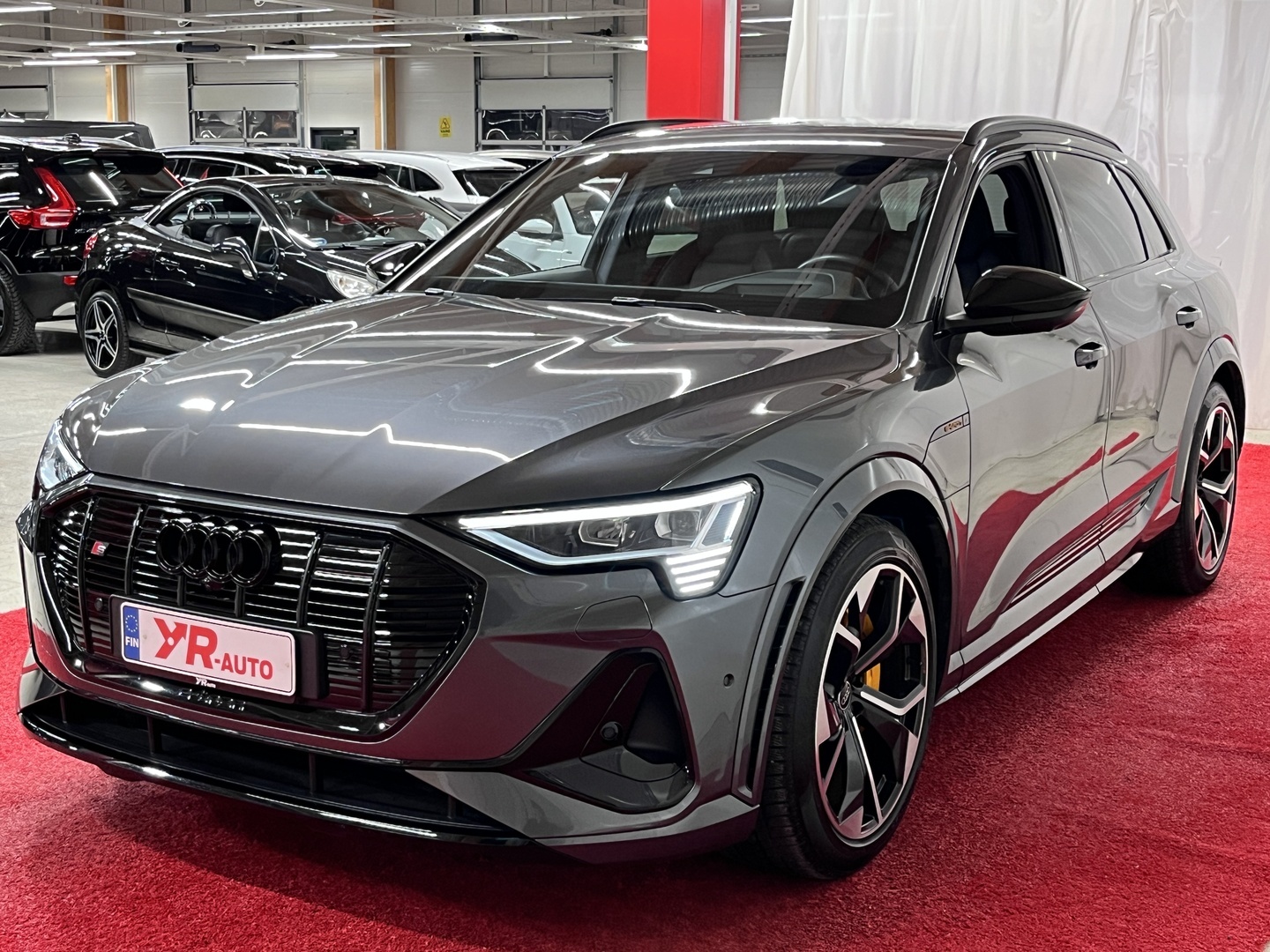 AUDI E-TRON 2022