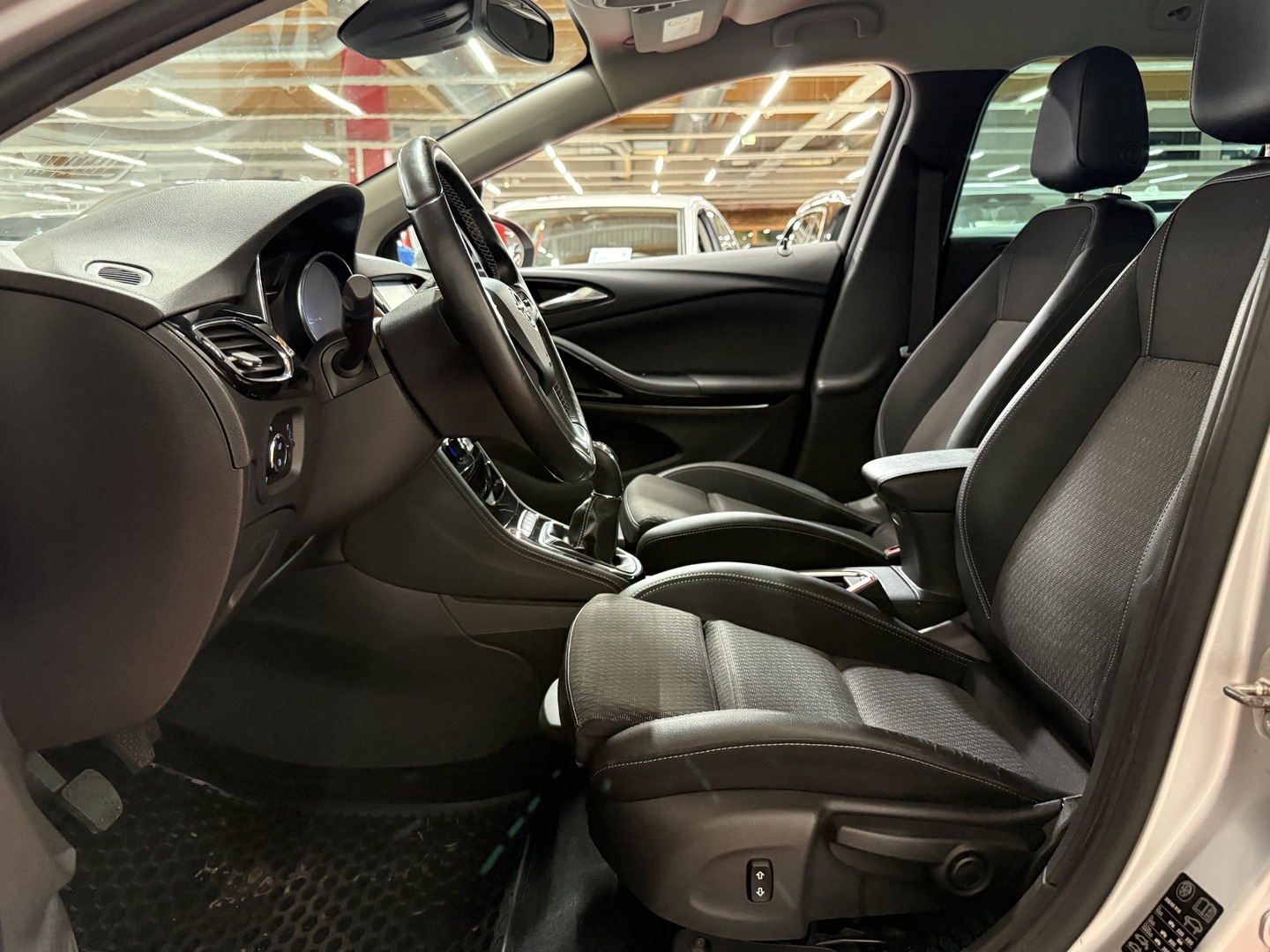 OPEL Astra 2016