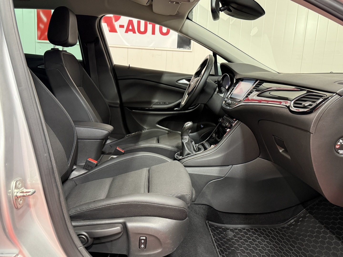 OPEL Astra 2016