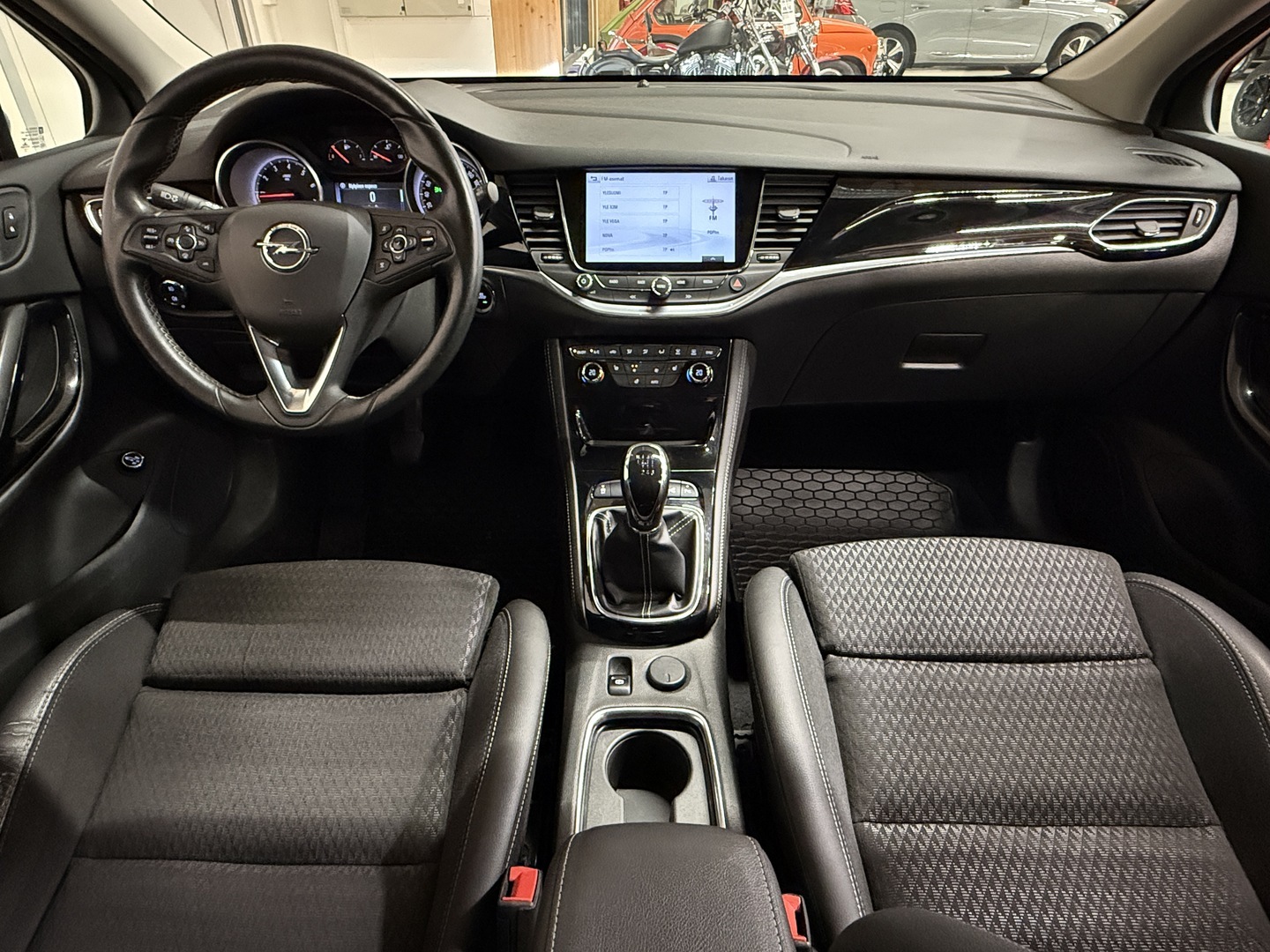 OPEL Astra 2016