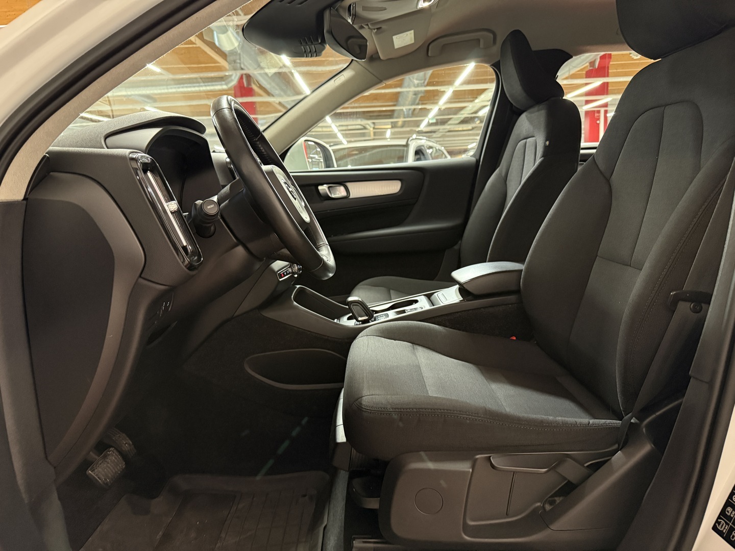 VOLVO XC40 2018