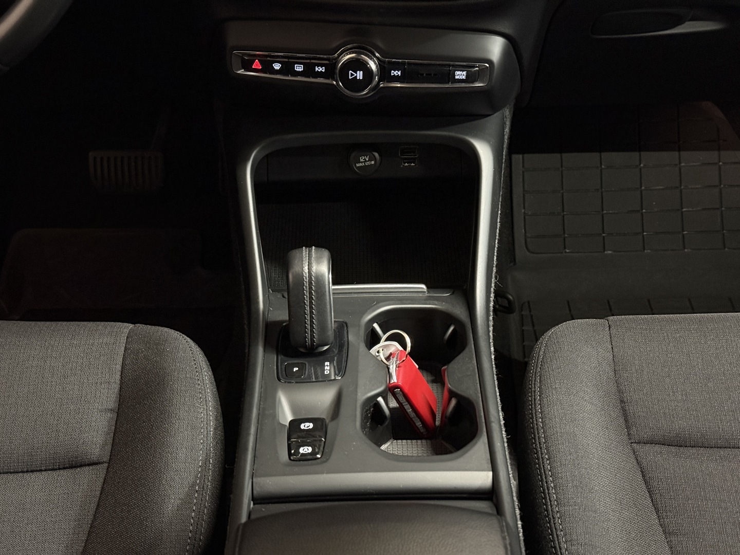 VOLVO XC40 2018
