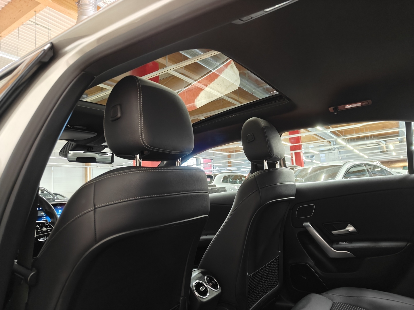 MERCEDES-BENZ A 2019