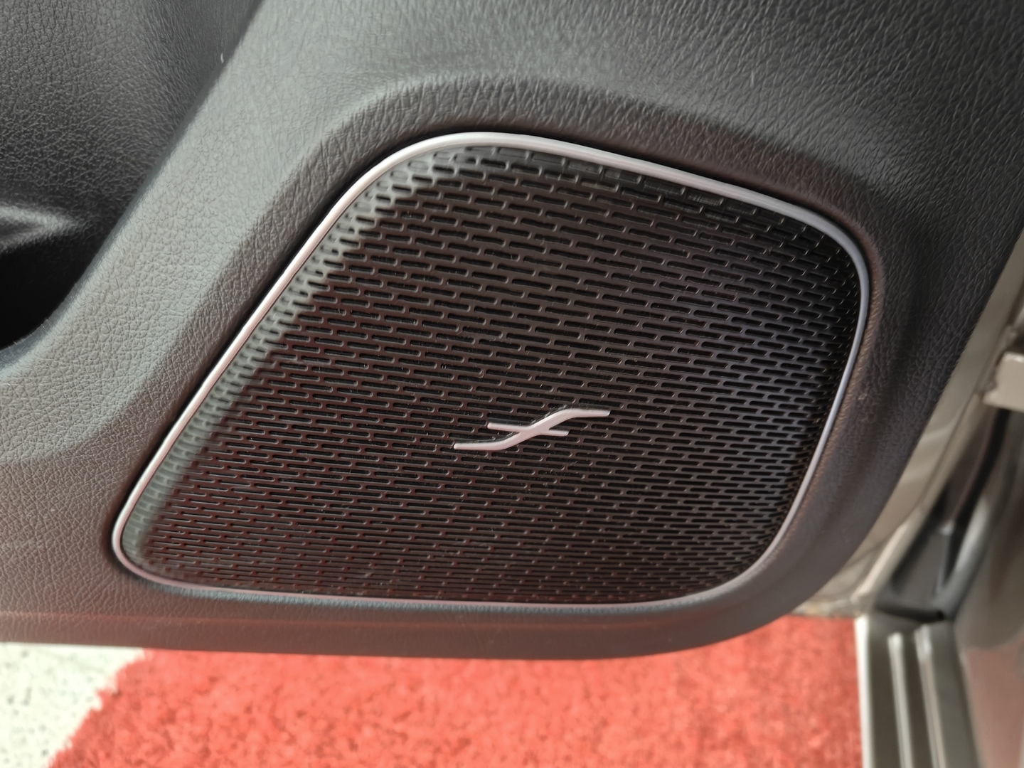 MERCEDES-BENZ A 2019