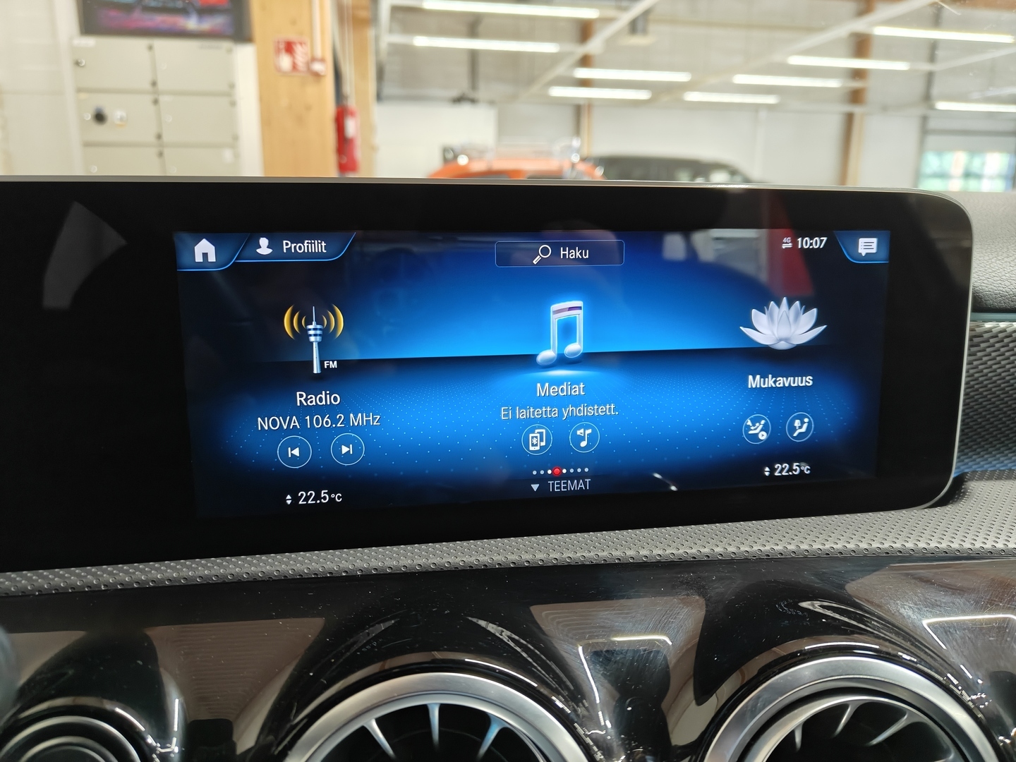 MERCEDES-BENZ A 2019