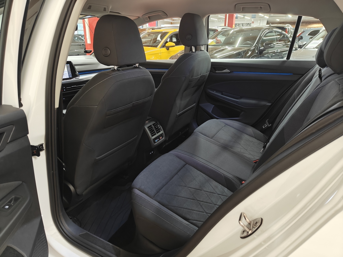VOLKSWAGEN Golf 2021