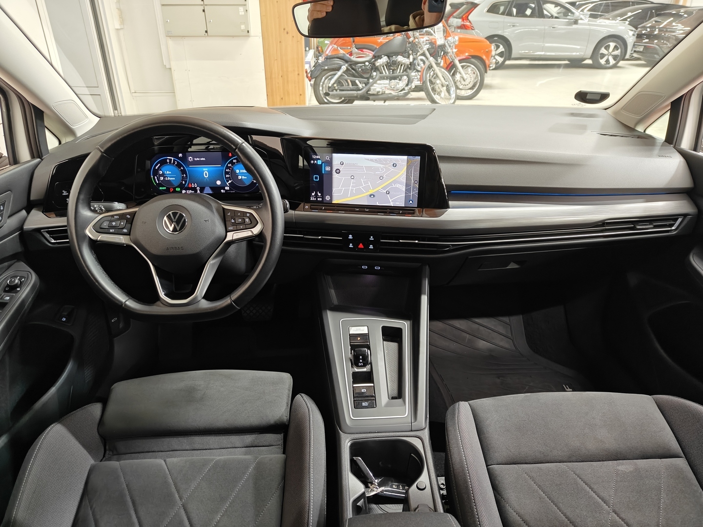 VOLKSWAGEN Golf 2021