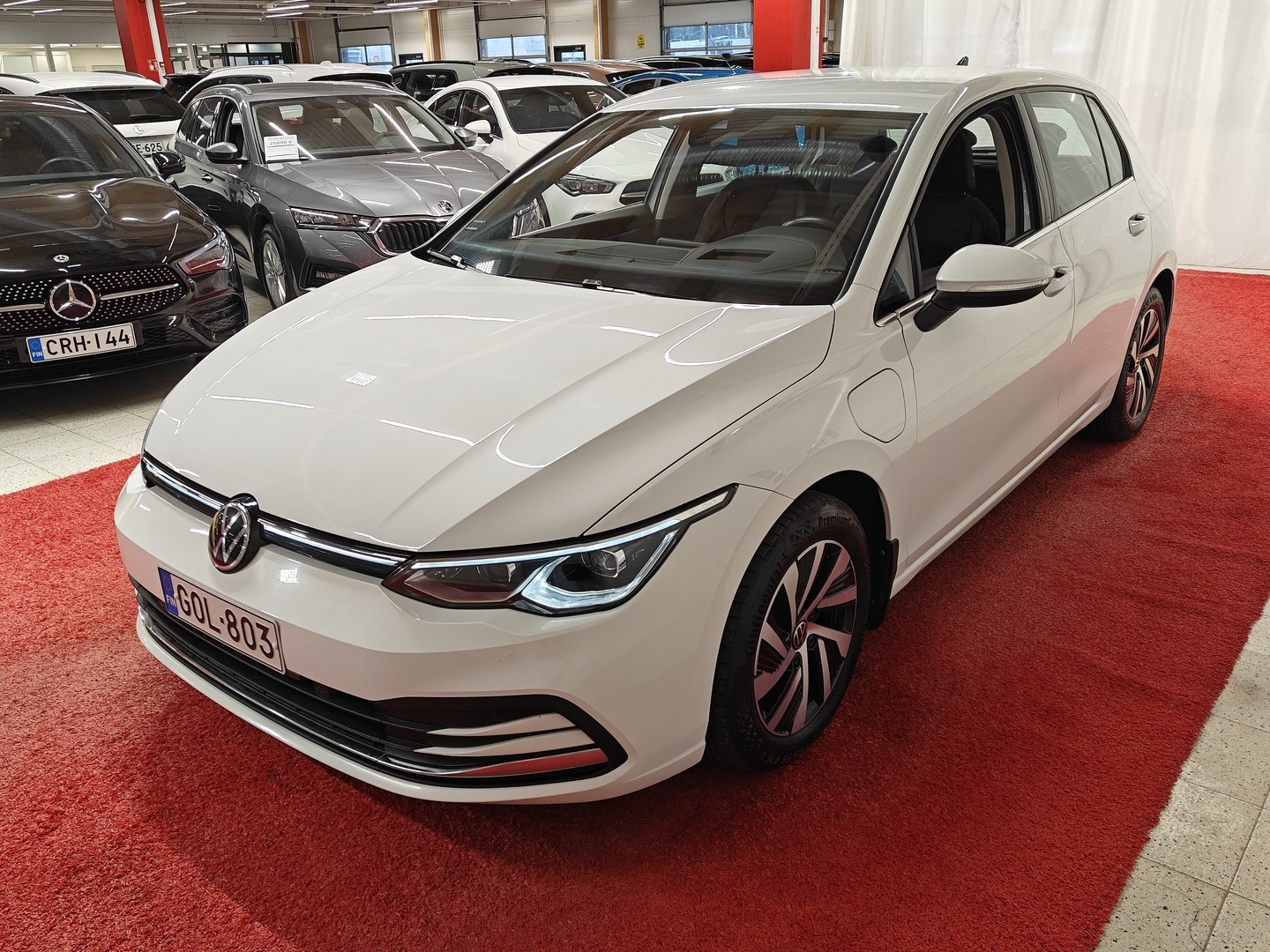VOLKSWAGEN Golf 2021