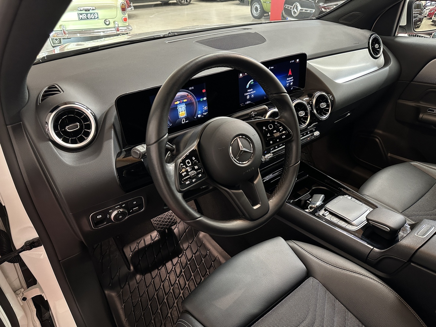 MERCEDES-BENZ GLA 2022