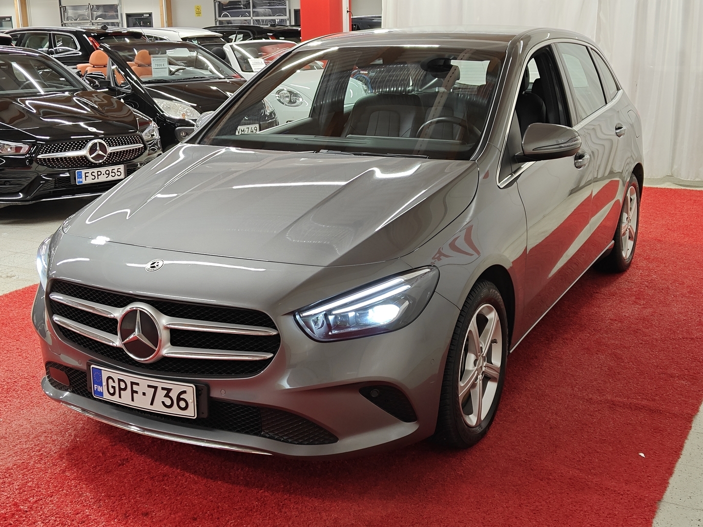 MERCEDES-BENZ B 2023