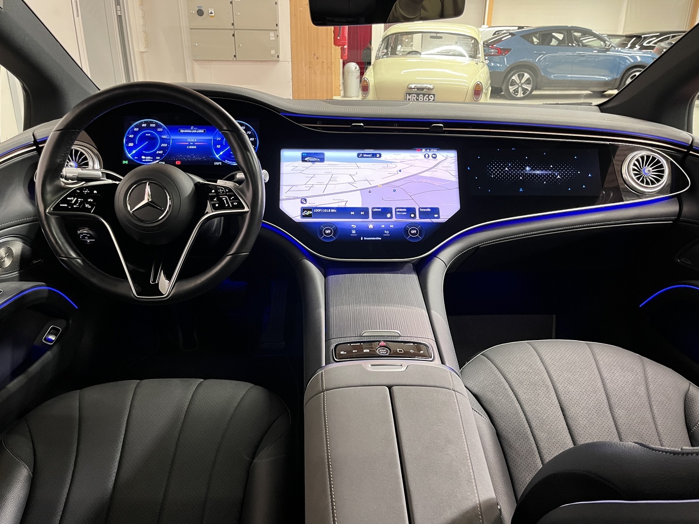 MERCEDES-BENZ EQS 2022