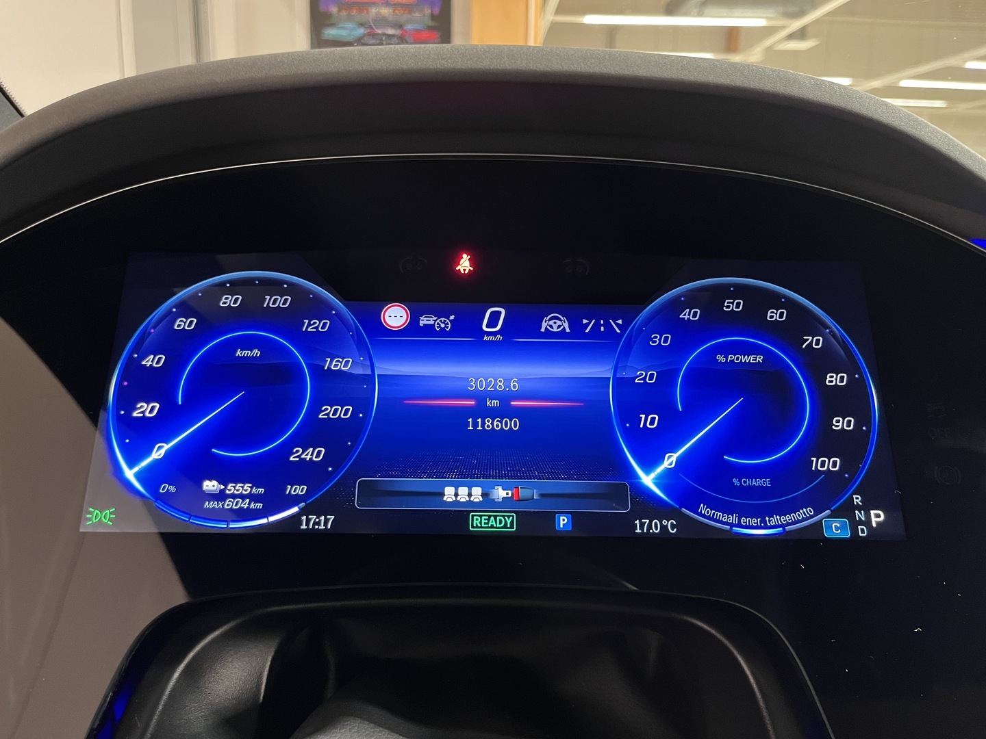 MERCEDES-BENZ EQS 2022