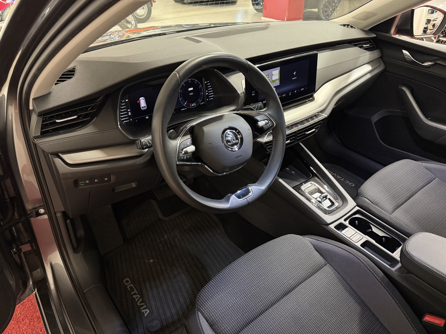SKODA Octavia 8