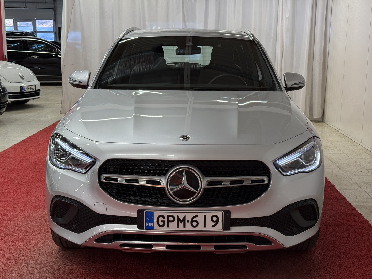 MERCEDES-BENZ GLA 2023