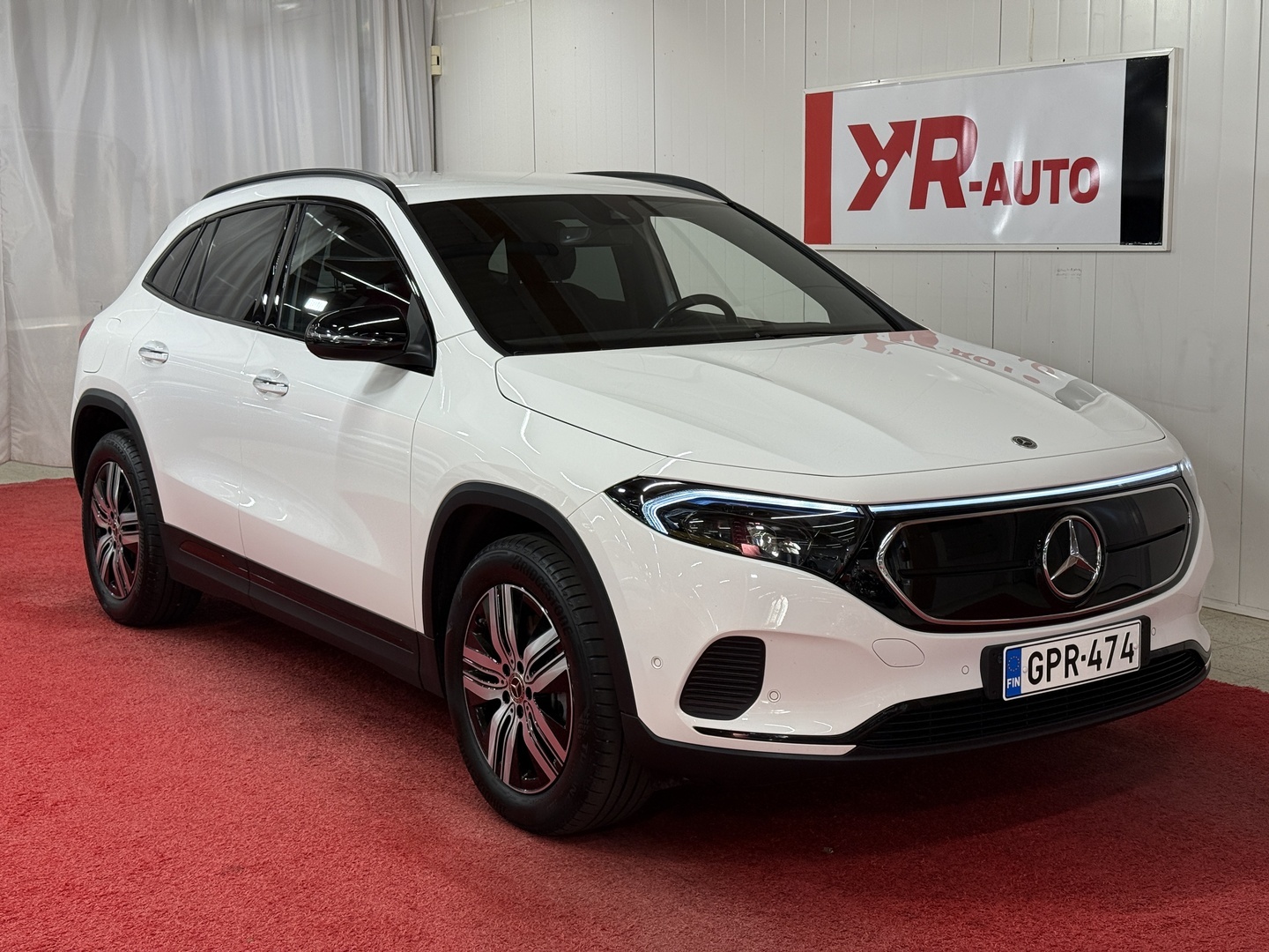 MERCEDES-BENZ EQA 1
