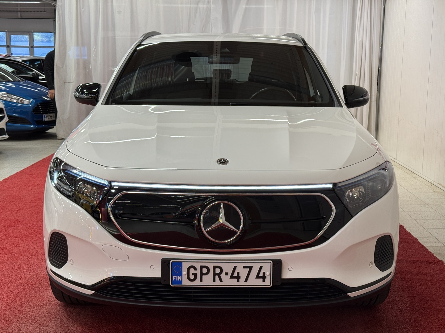 MERCEDES-BENZ EQA 10