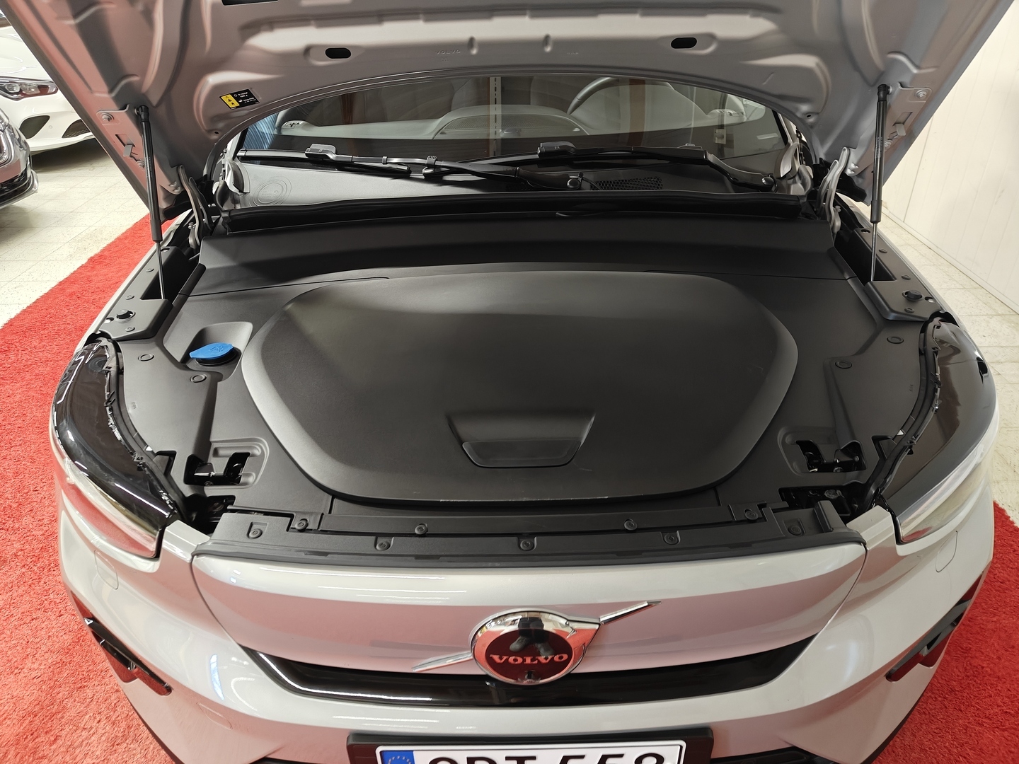 VOLVO XC40 10