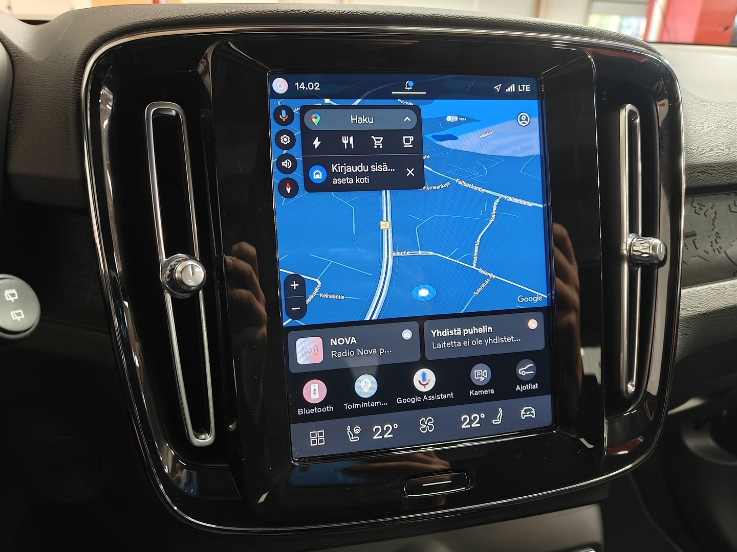 VOLVO XC40 27