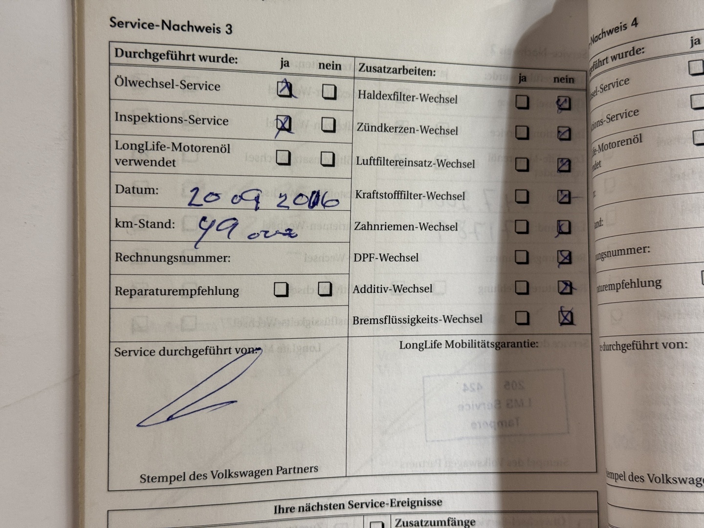 VOLKSWAGEN New Beetle 2004