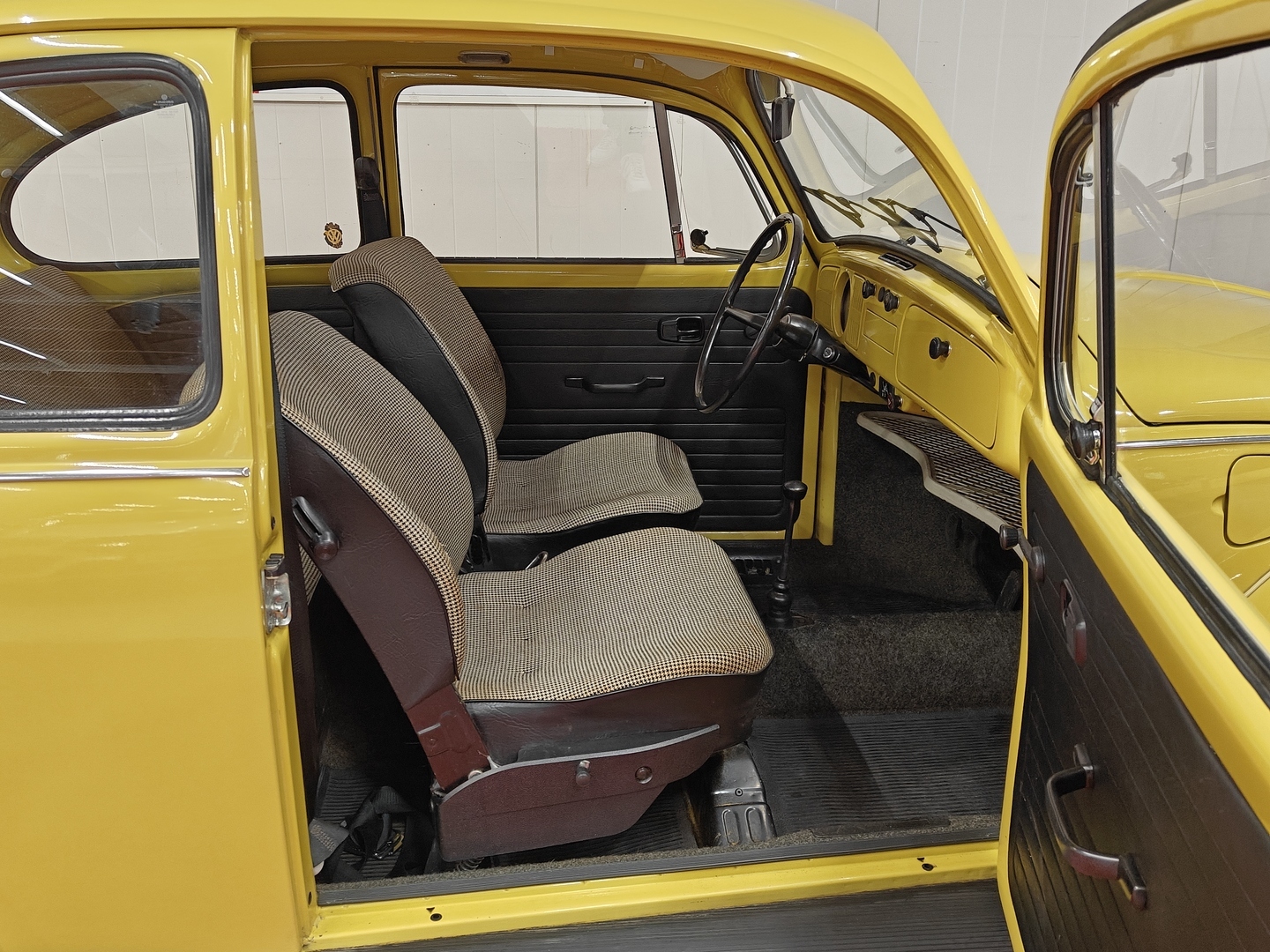 VOLKSWAGEN KUPLA 1973